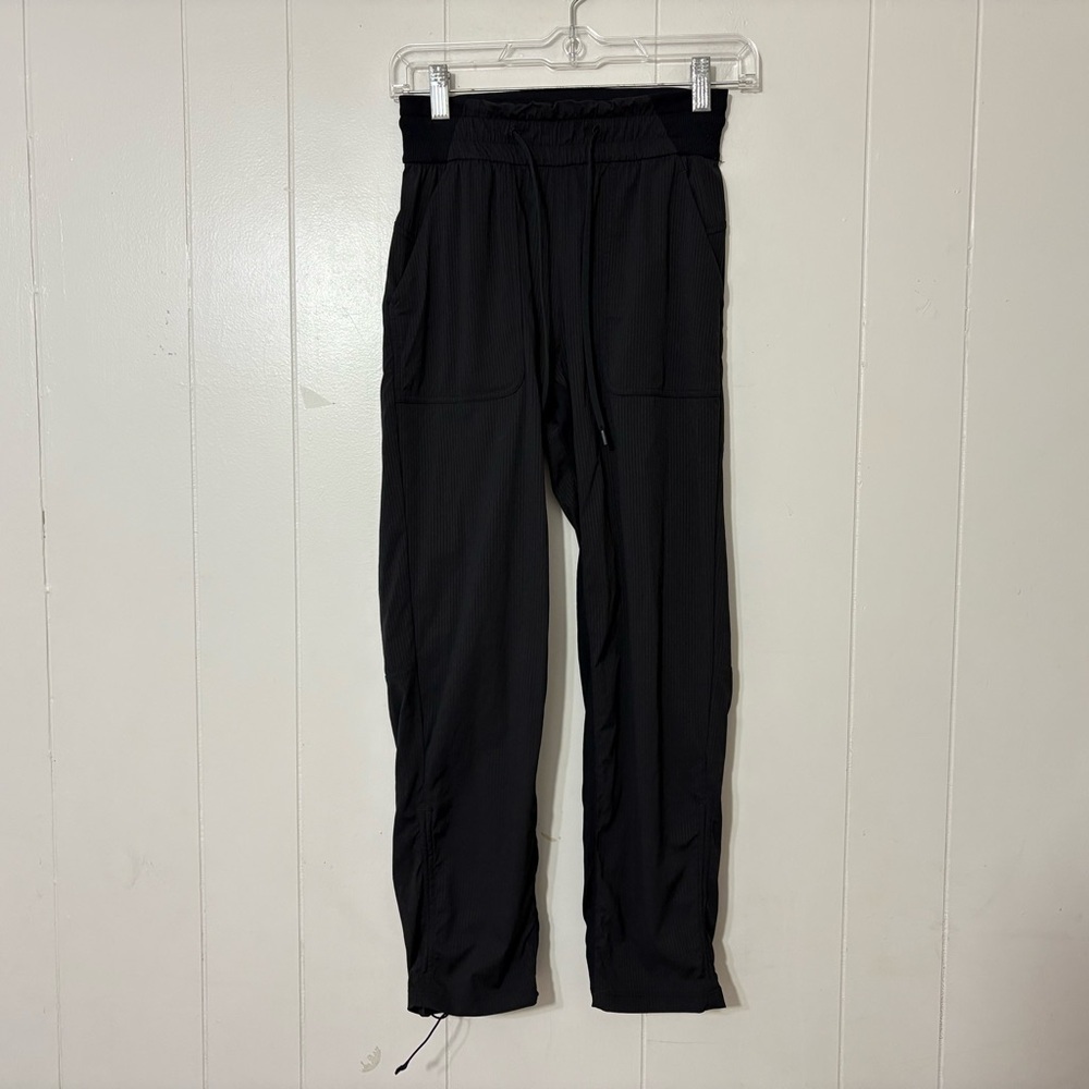 Lululemon Dance Studio Cropped Pants Black Size 2 – Lightweight & Adjustable